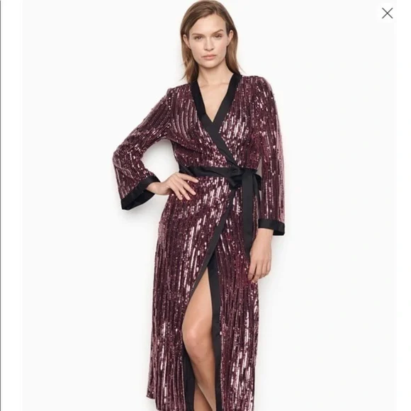 🆕VS long sequin kimono robe